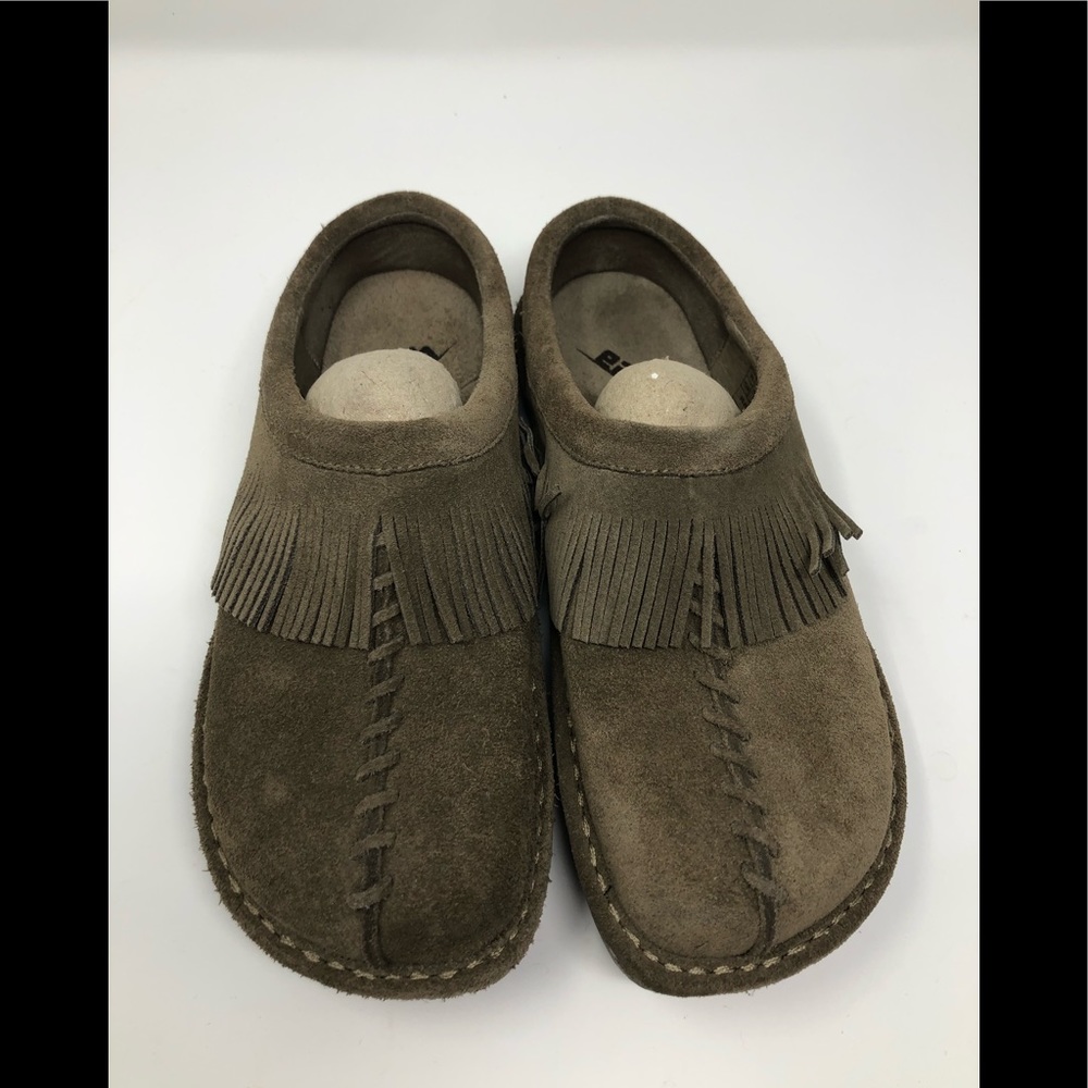 Earth shoes suede with fringe